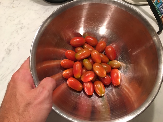 I usually eat them while I'm outside, but this time I decided to save them.