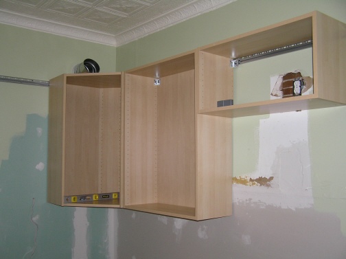 Wall Cabinet Dry Fit Bradaptation Com, How To Fit Kitchen Wall Cabinets